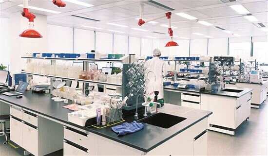 能为品牌方提供高品质的鲜活护肤品代工服务