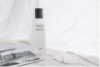 正式名称为“酵素肌底液”