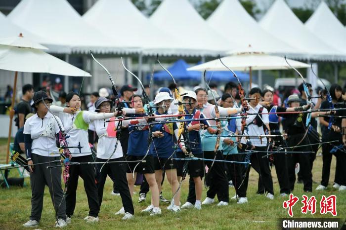 全国射箭U14／U16锦标赛在天津北辰区举行，966名